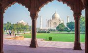 Enjoy holiday with most popular travel package to India